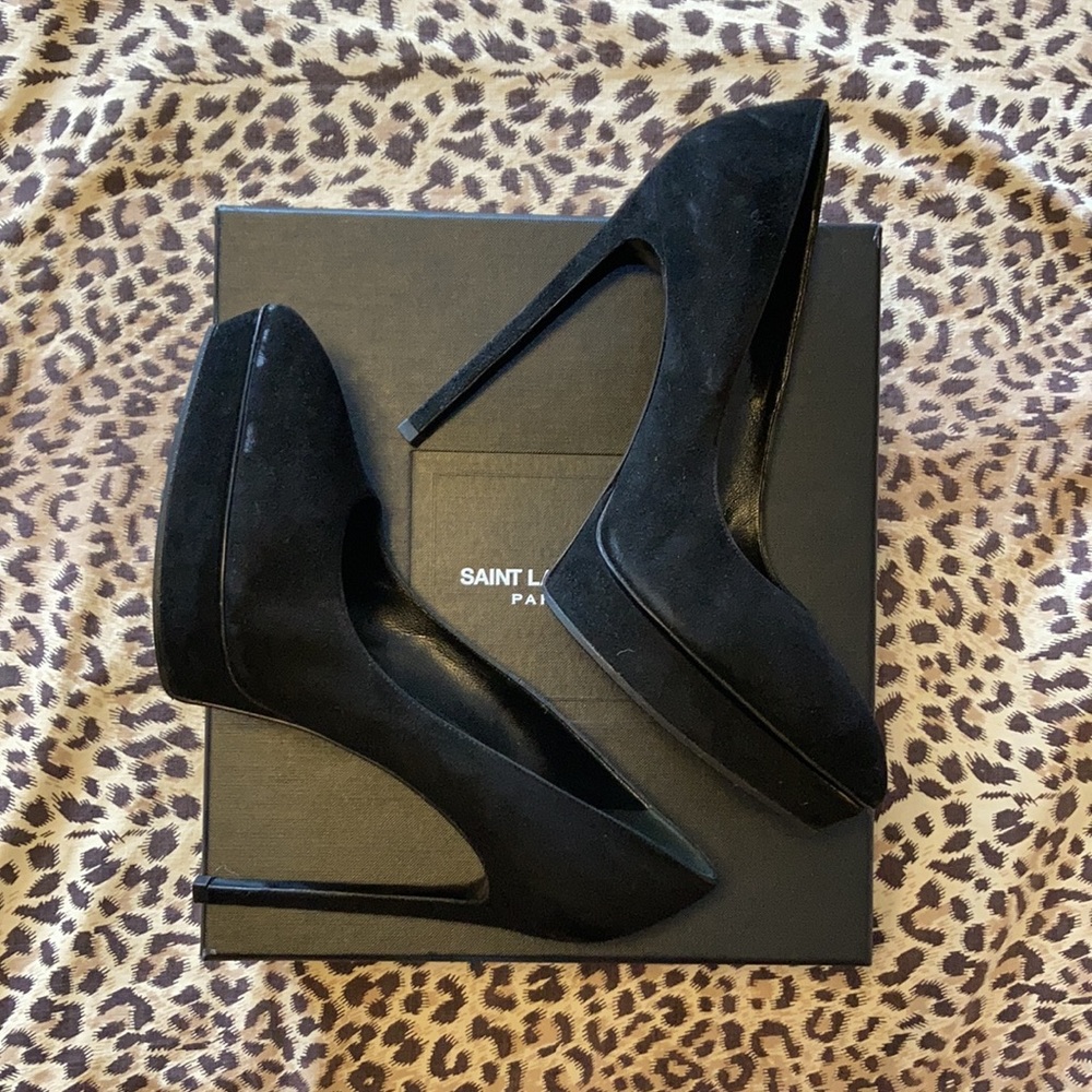 Saint Laurent Janis Pump - Picture 4 of 7